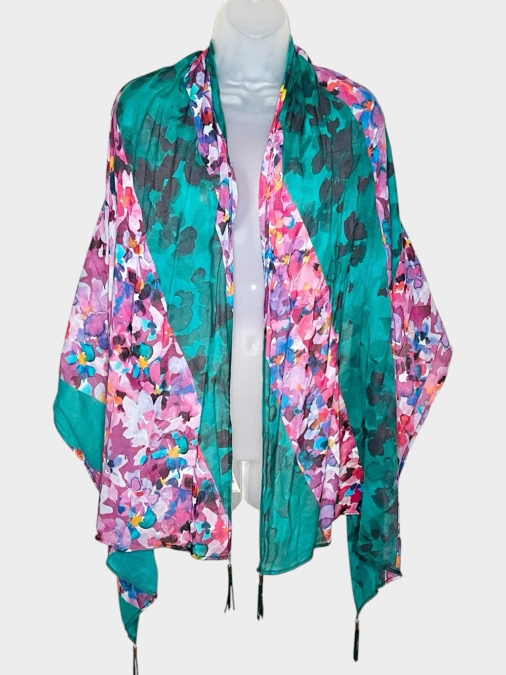 SOFT SURROUNDINGS Floral Print Beaded Tassel Scarf Wrap One Size 100% Cotton - Picture 4 of 7